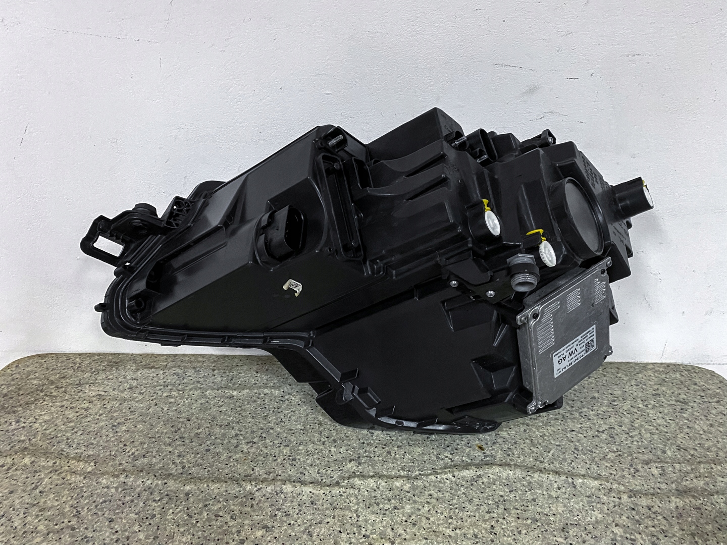 Oikea ajovalo Škoda Karoq Full LED EU 57B941018B kompletti ennen faceliftiä image 6