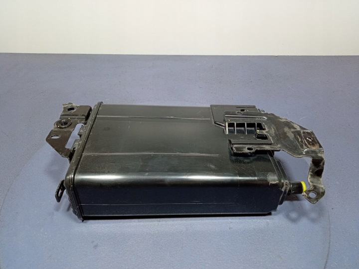 LEXUS IS III XE30 3.5 V6 actief koolstofreservoir 77740-30350