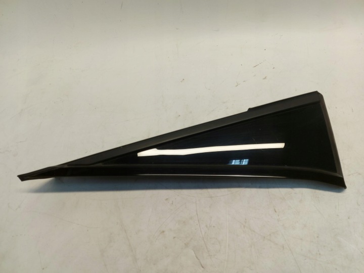 Peugeot 408 GT P54 kolmio, oikea taka 9844365880