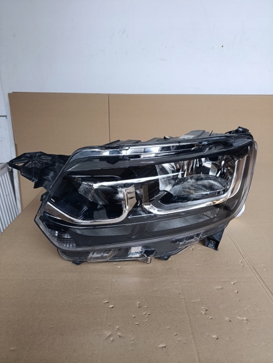 Vasen ajovalo Toyota Proace City 2016-