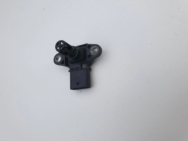 BMW F20 F10 F25 F30 G30 paineanturi 8644432