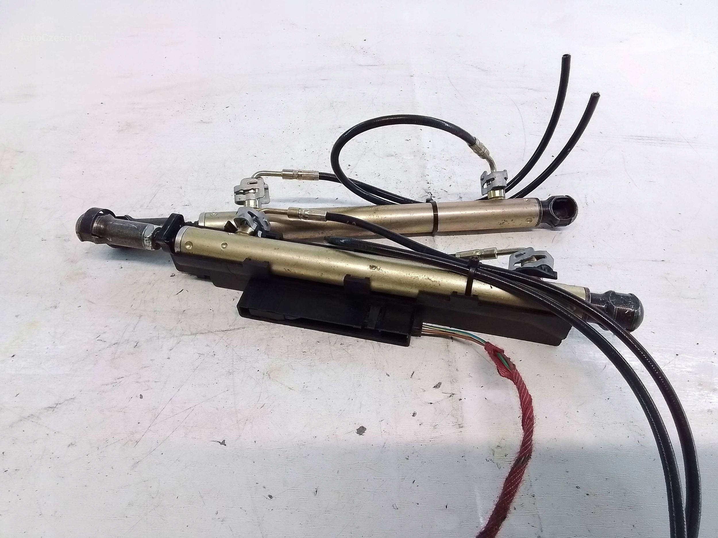 Mercedes-Benz SLK R171 katon hydrauliikkatoimilaitteet 1718207610