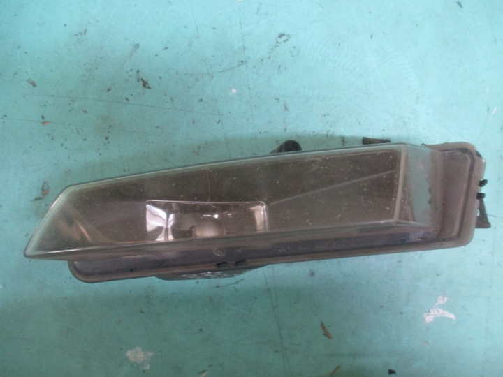 BMW E81 E87 LIFT 09r halogen vasen 7181287 0305084001