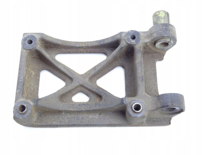 IVECO EUROCARGO I II 00-06 5.9 E3 A/C Compressor Mount Bracket 500387643 GBIMPORT