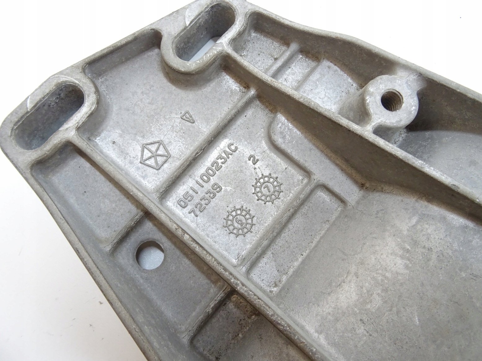 2003-2008 PACIFICA 3.5 4.0 Getriebelager Stütze Halterung image 3