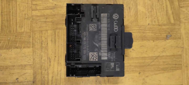 Módulo Porta Dianteiro Direito Audi A5 8T Lift 8T0959792P 8T0959792G