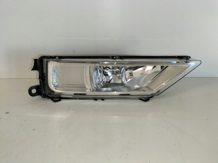Halogeenivalo oikea VW TIGUAN II 16-