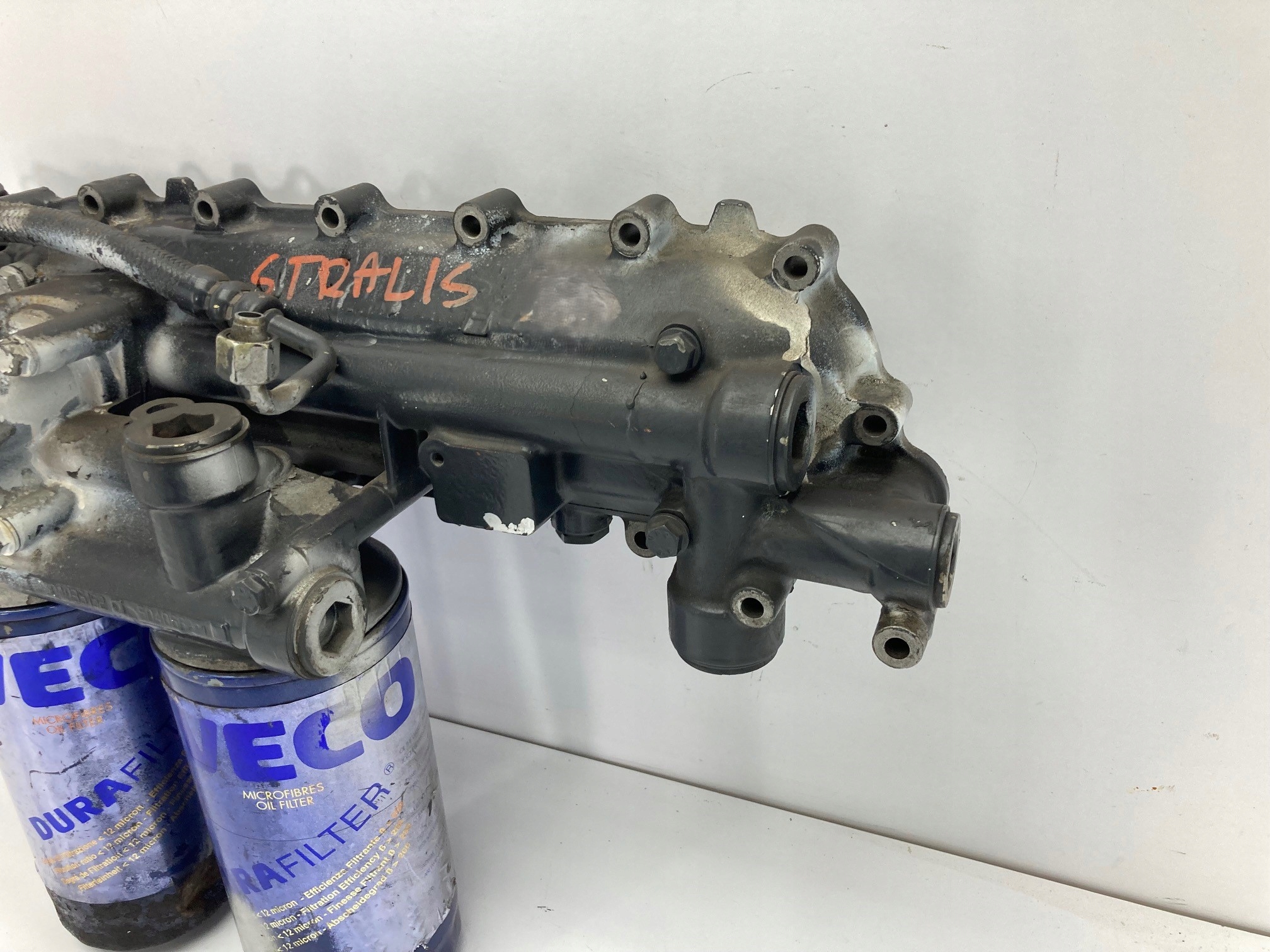 IVECO STRALIS CURSOR 10 Oil Filter Base 50432916 504066211 504035152 image 3