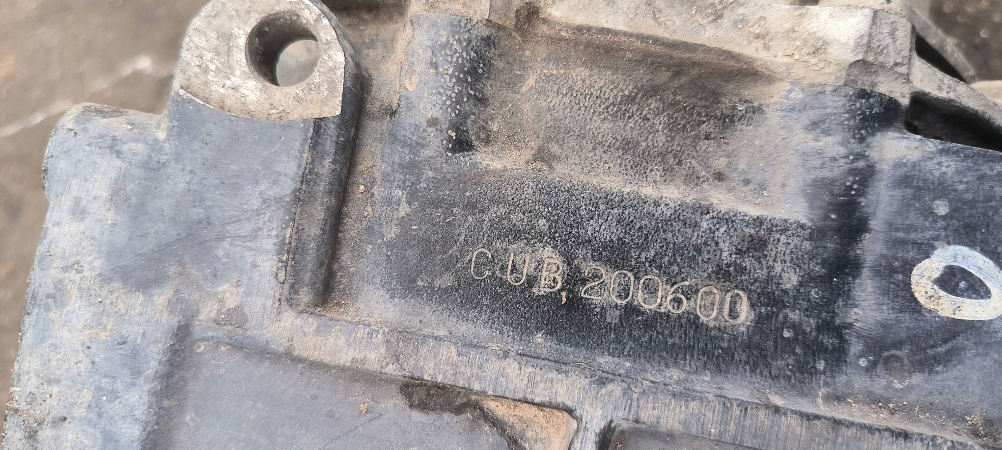 Etuakseliston tasauspyörästö VW Passat B5