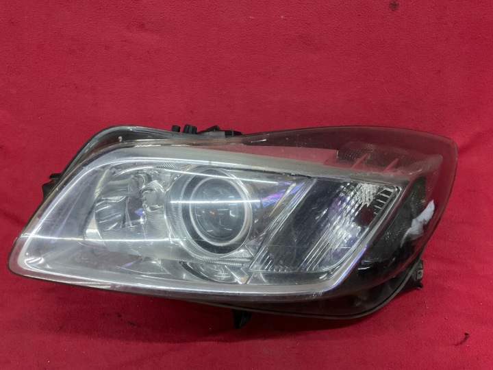 Vasen etuvalo Opel Insignia A Xenon 13226792LH