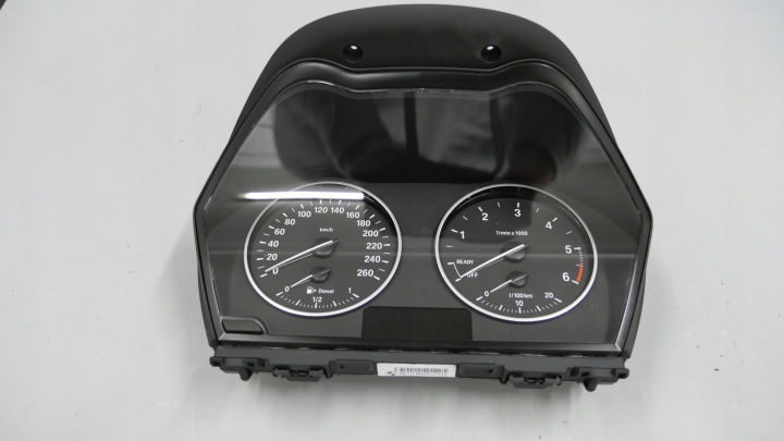 BMW F20 F21 F45 F48 Instrument Cluster Europe Diesel 9295445