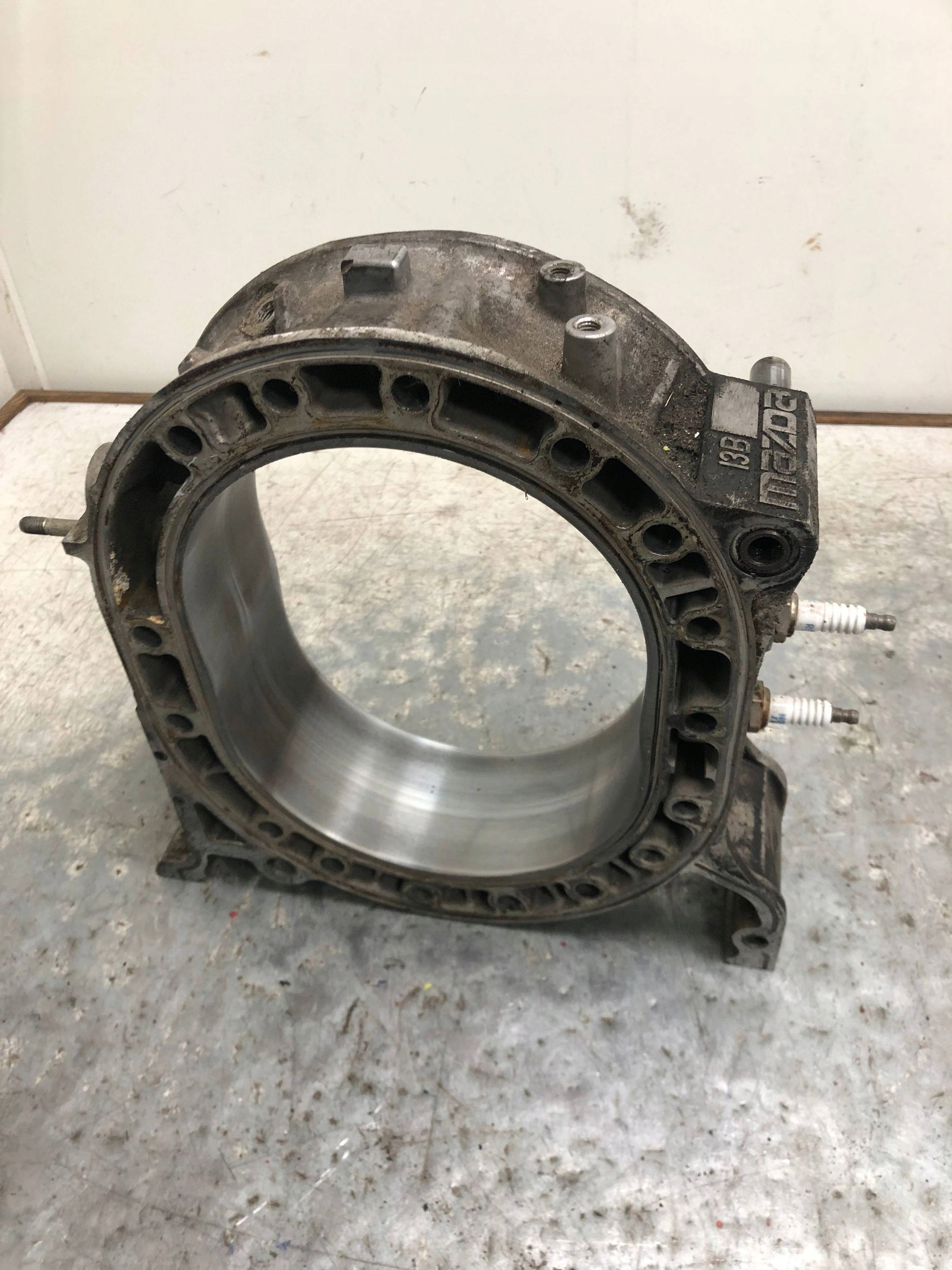 Bloco do cilindro Mazda RX8 RX-8 1.3B Wankel image 5