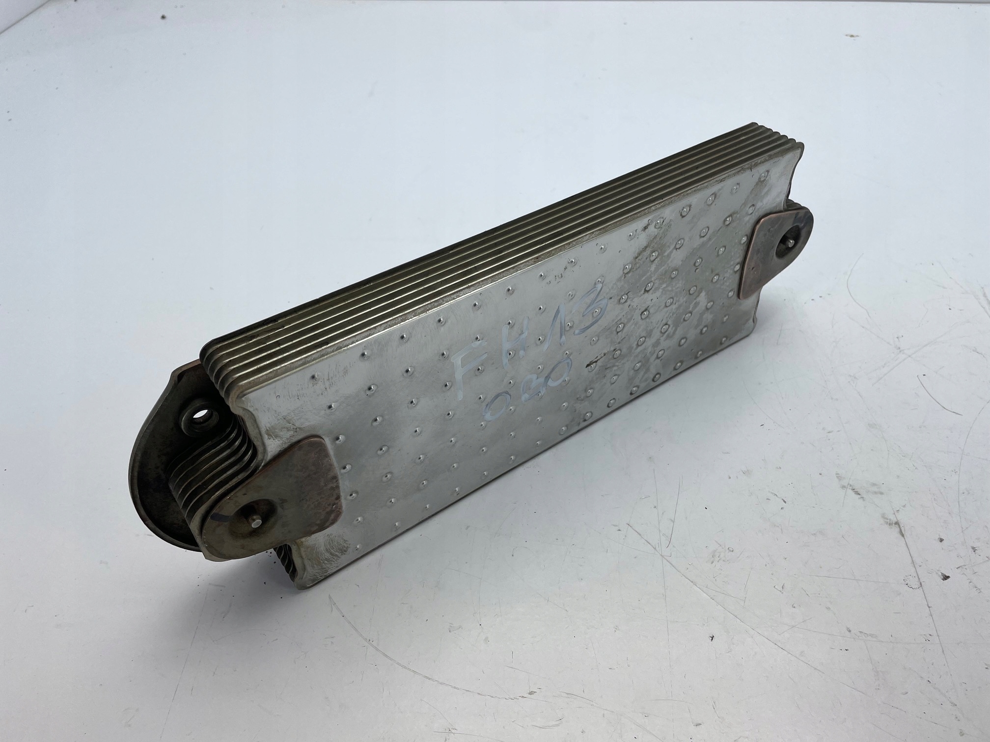 VOLVO FH13 FH D13 Euro 5 radiatore olio scambiatore 20505537 image 2