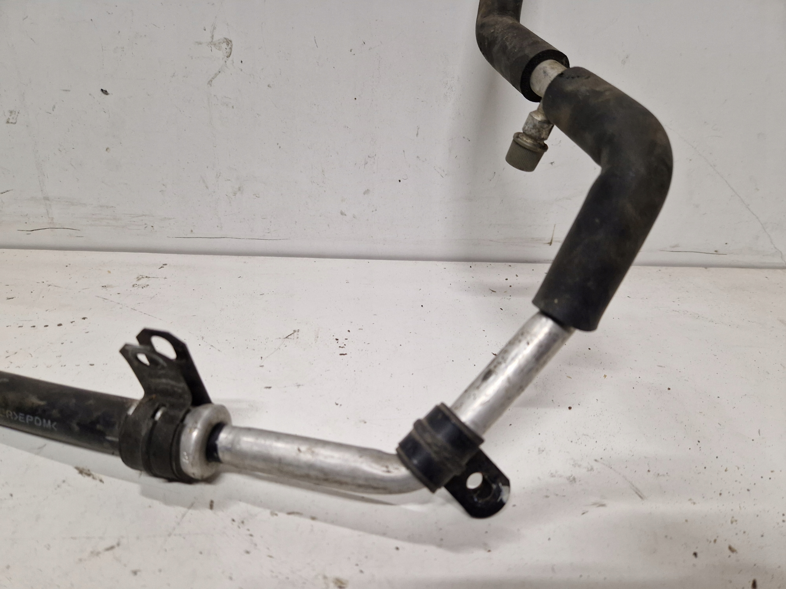 Air Conditioning Hose Toyota RAV4 II 3D 2.0 VVTI