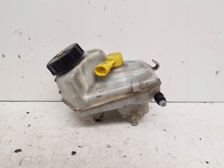 Bremsflüssigkeitsbehälter Chevrolet Orlando 12R