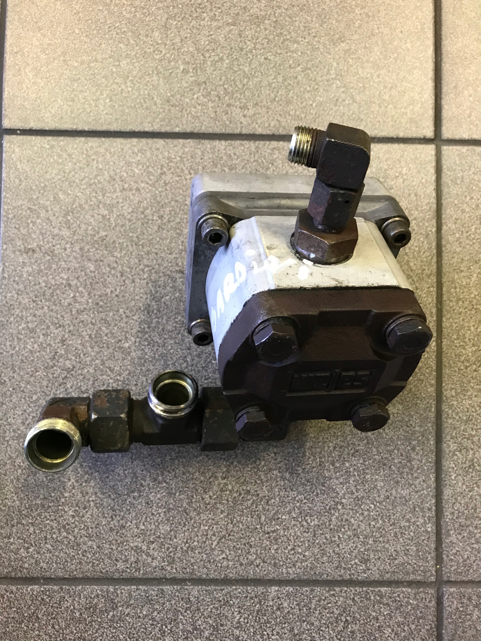 LOMBARDINI LDW 903 1003 1204 1404 Hydraulikpumpe image 9