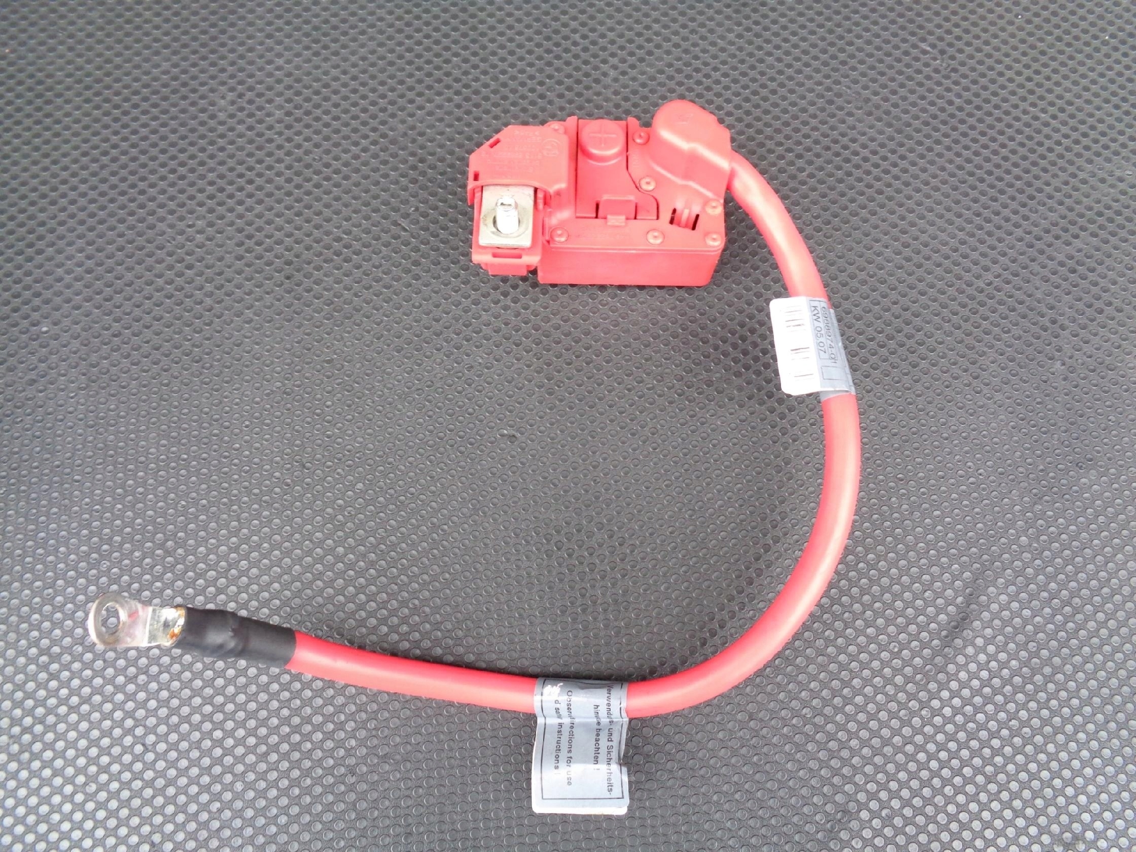 BMW E90 E91 E87 E92 X1 E84 E88 Clamp pyrotechnique plus 6988972 6988974 image 2