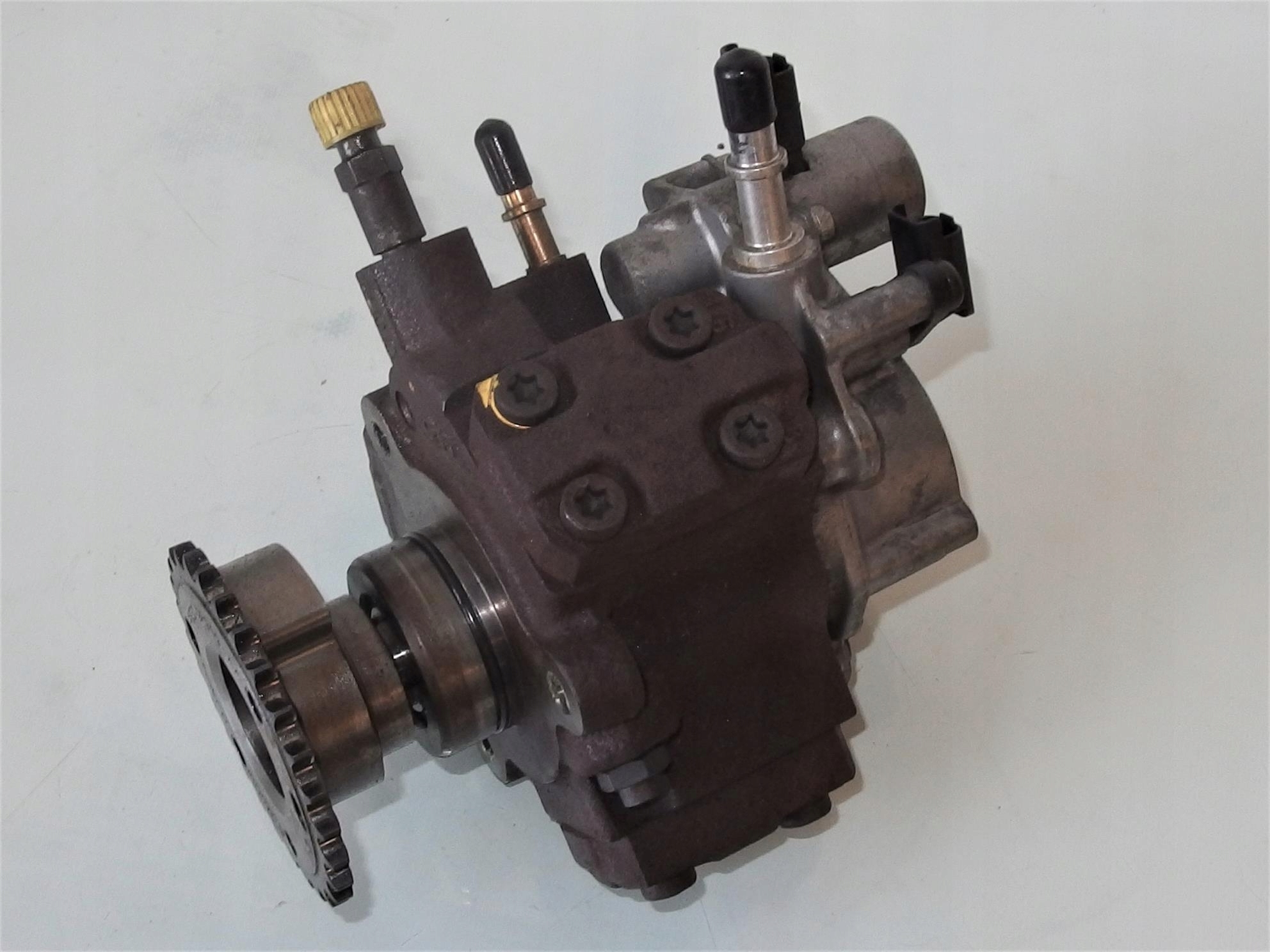 Einspritzpumpe FB3Q-9B395-AD 3.2 TDCi 200 PS Ford Ranger TKE 2018 image 2