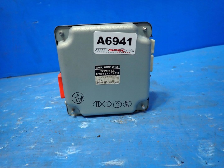 Toyotan akkumoduuli 89892-47020