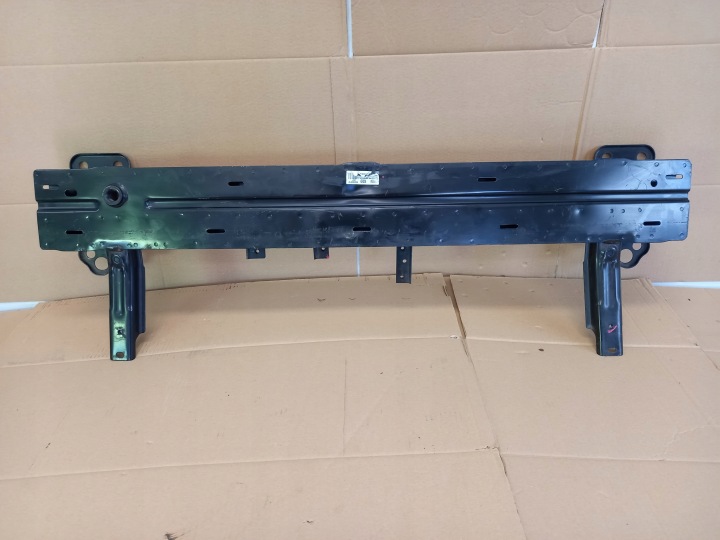 Etupuskurin vahvistuspalkki Picanto III JA 64900-G6030 Alkuperäinen KIA