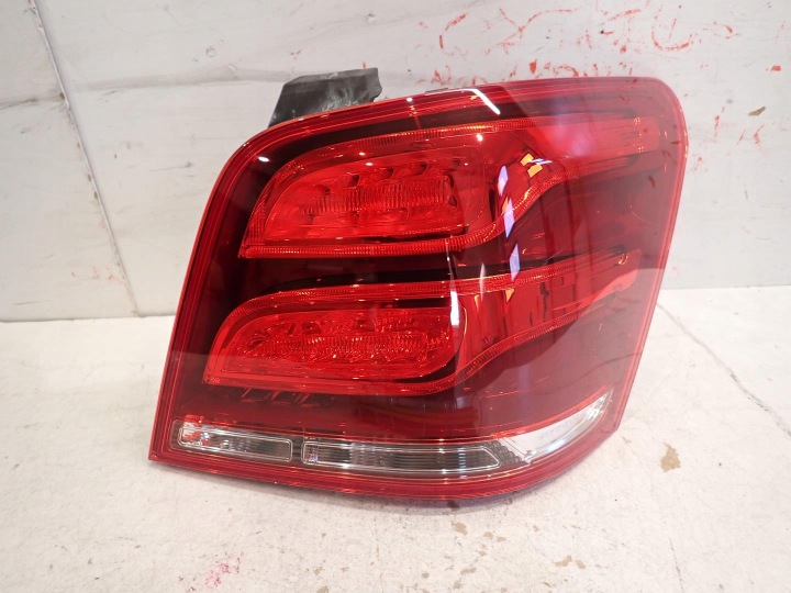 Heckleuchte rechts MERCEDES GLK W204 LIFT 2012- A2049065903