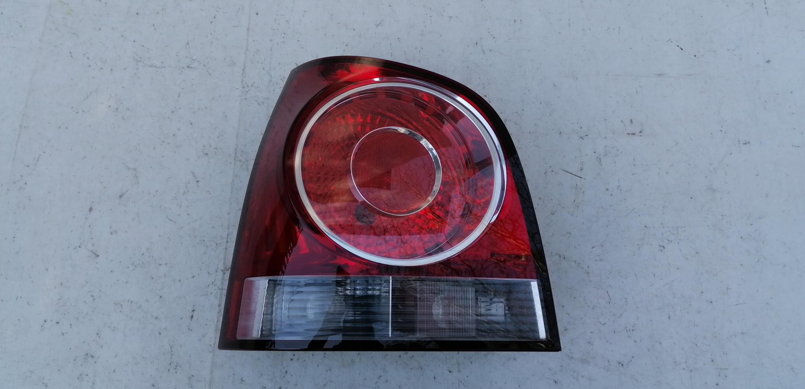 VW POLO IV LIFT LUZ TRASERA IZQ 6Q6945095AB 05r-> image 5