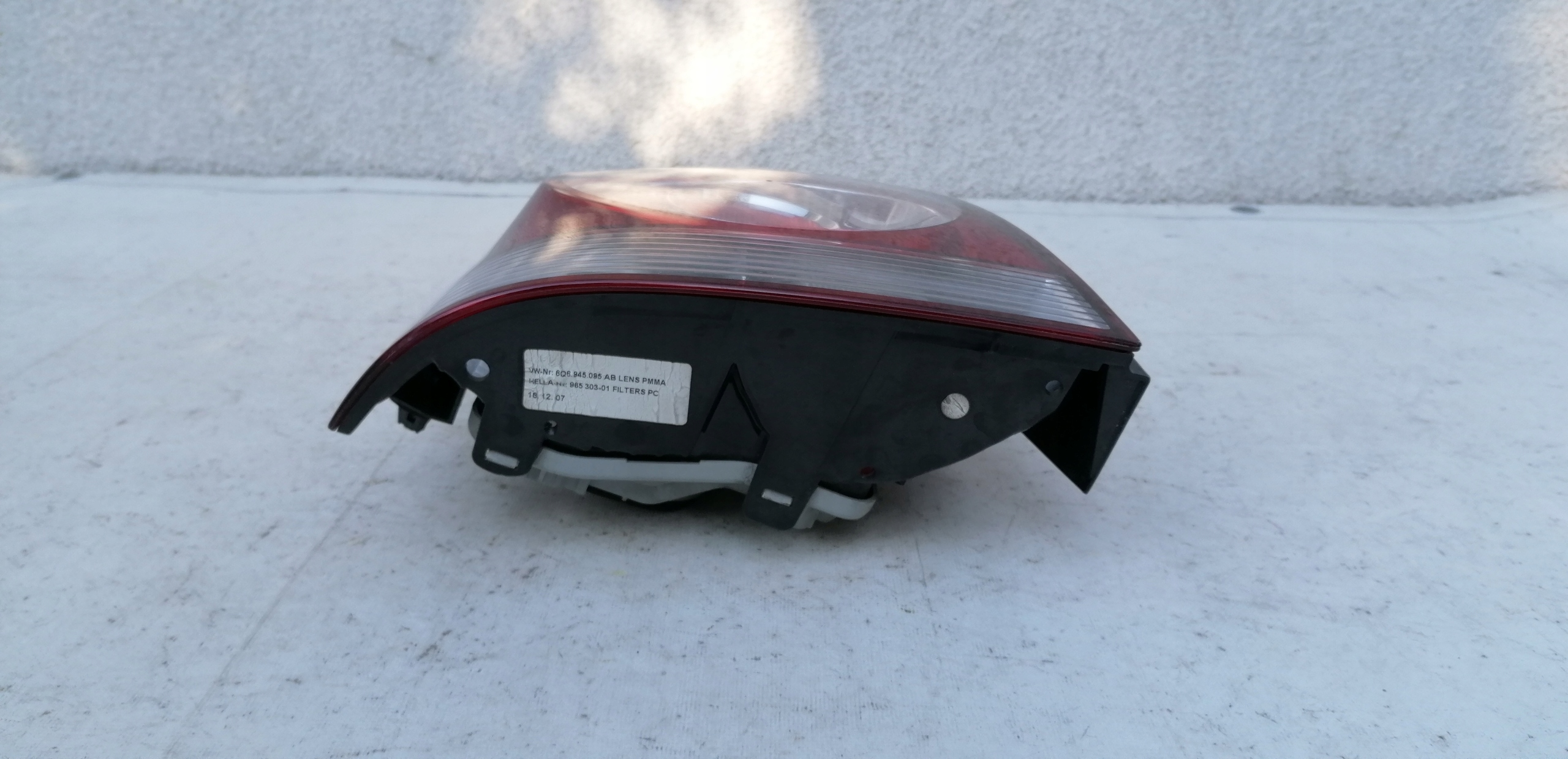 VW POLO IV LIFT LUZ TRASERA IZQ 6Q6945095AB 05r-> image 6