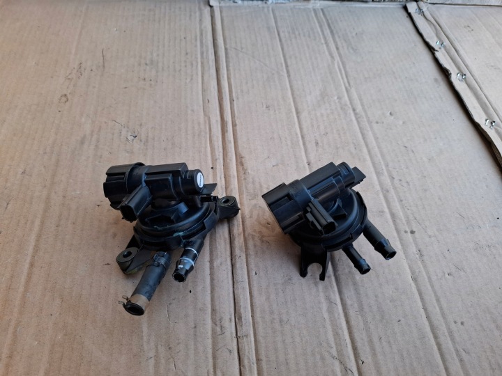 Fuel Vapor Valve Aston Martin DB7 Vantage 34-84268