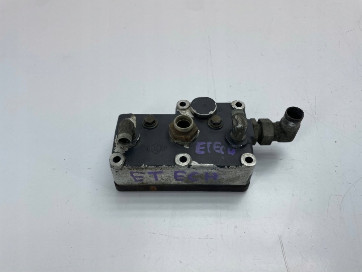 RENAULT MAGNUM E-TECH 440 testata compressore aria