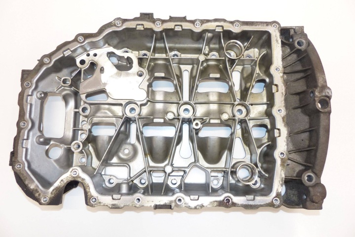 AUDI SEAT SKODA VW TIGUAN 2.0 TSI TFSI DGU DTE ÖLJYPOHJA