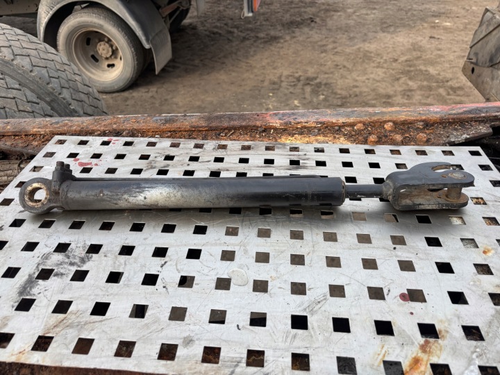 Cabinehefsysteem Mercedes Econic A 9575530005