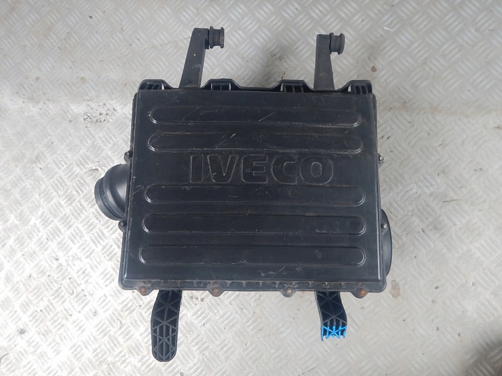 IVECO DAILY IV LIFT ILMANSUODATTIMEN KOTELO 5801353825/26