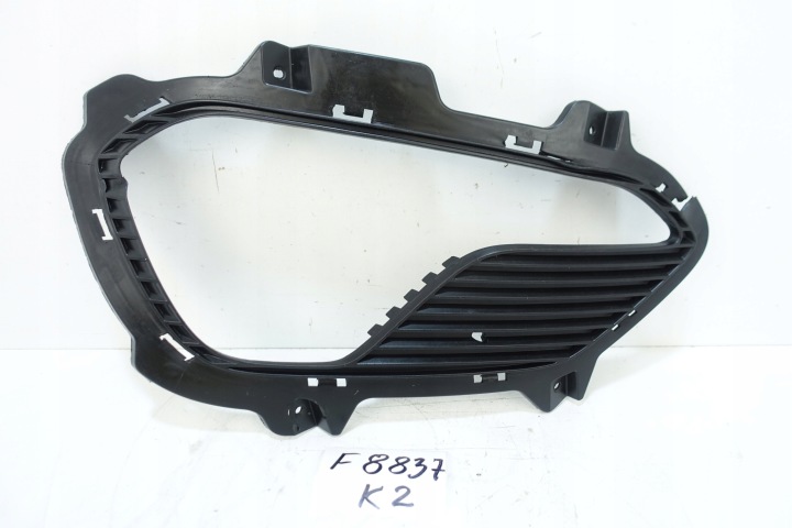HYUNDAI GRAND SANTA FE 2013-2016 Etusäleikön oikea etuosa 86564-B8010