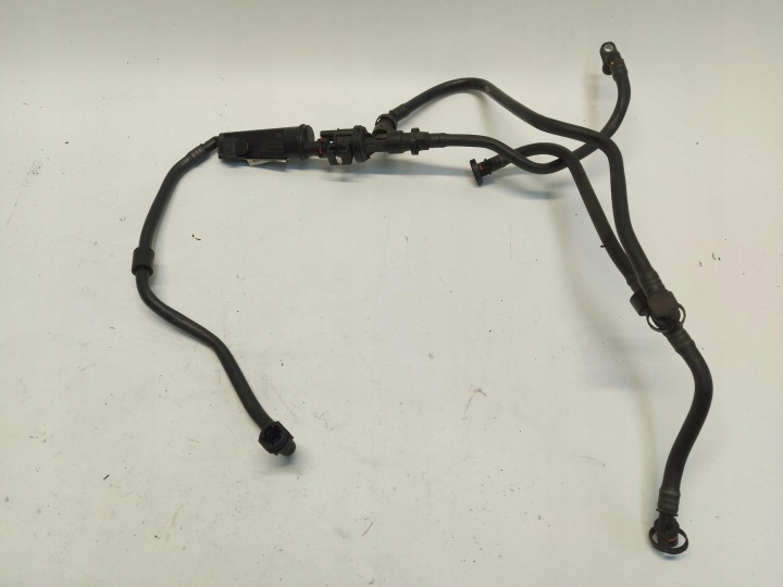 BMW G30 530E Air Vent Valve Hose 861314103