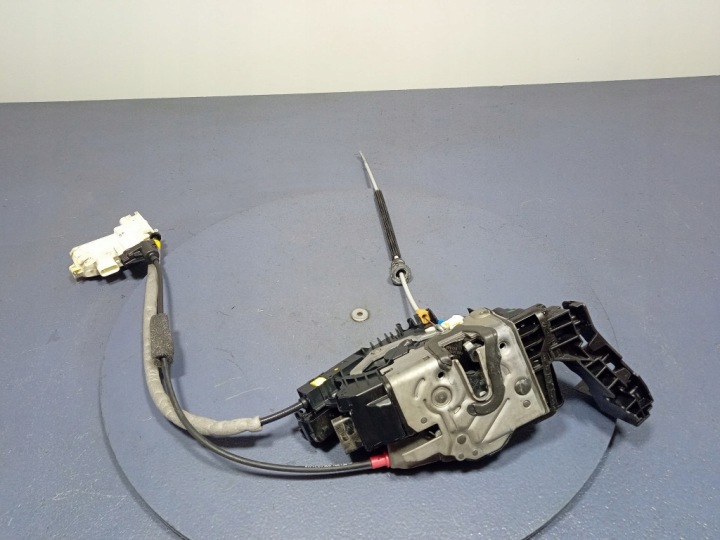 MERCEDES GLE W292 TÜRSCHLOSS VORNE RECHTS 5+2 PIN A0997200401