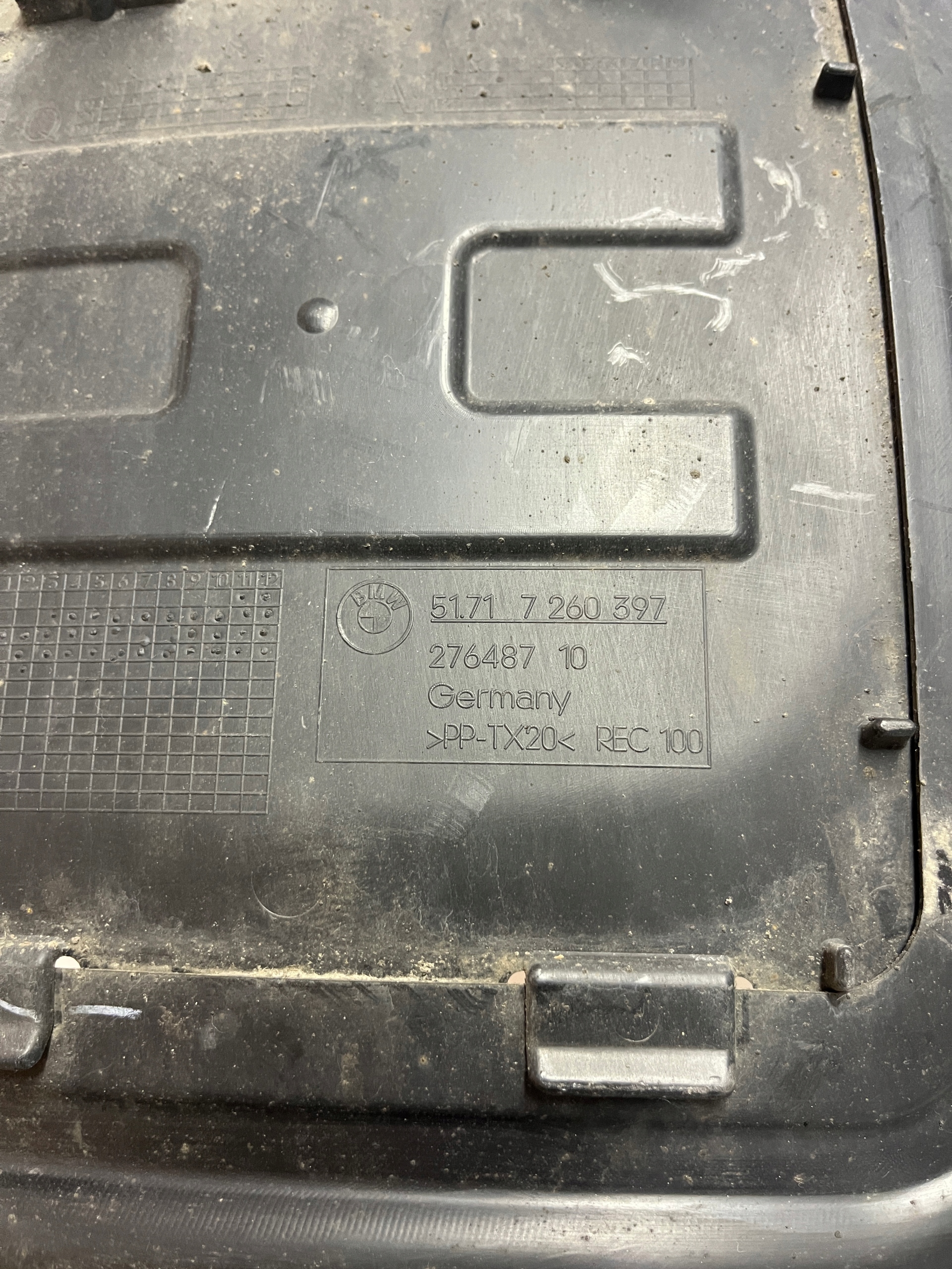 BMW F20 F21 F30 F31 F34 Radlaufabdeckung vorne links 7260397 image 5