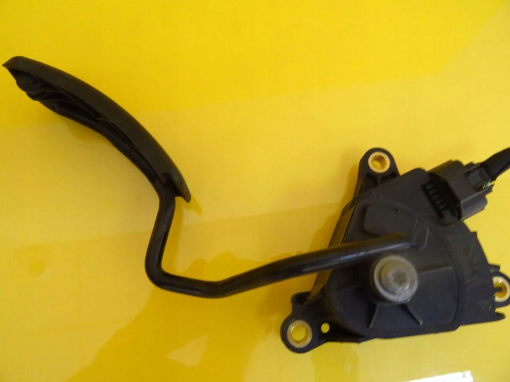 Gas potentiometer Renault Clio III 8200297342A NR712
