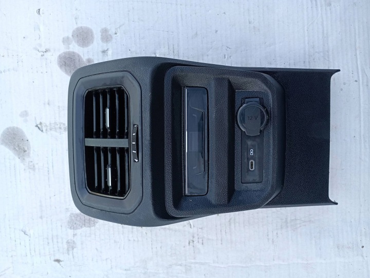 Keskikonsolin takaosan ilmanvaihtoritilä 5NN864298L VW Tiguan