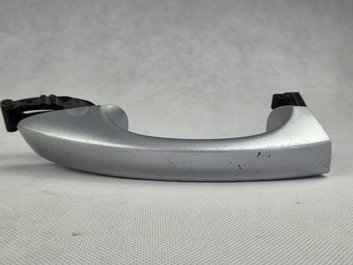 Poignée de porte VW Golf VII avant gauche 5G0837205N