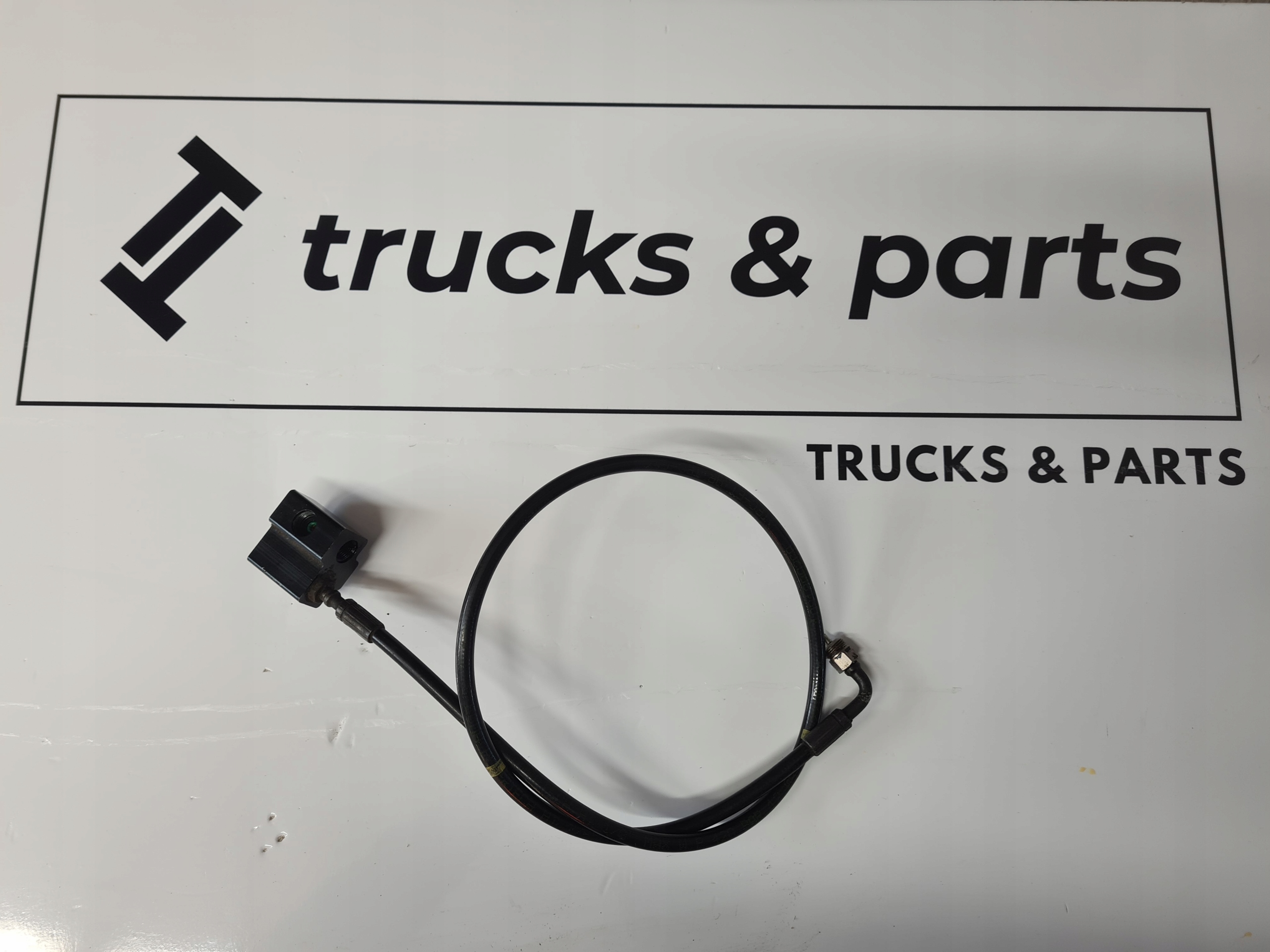 Ohjaamon nostoputki, letkujakaja Volvo FH 4 Euro 6