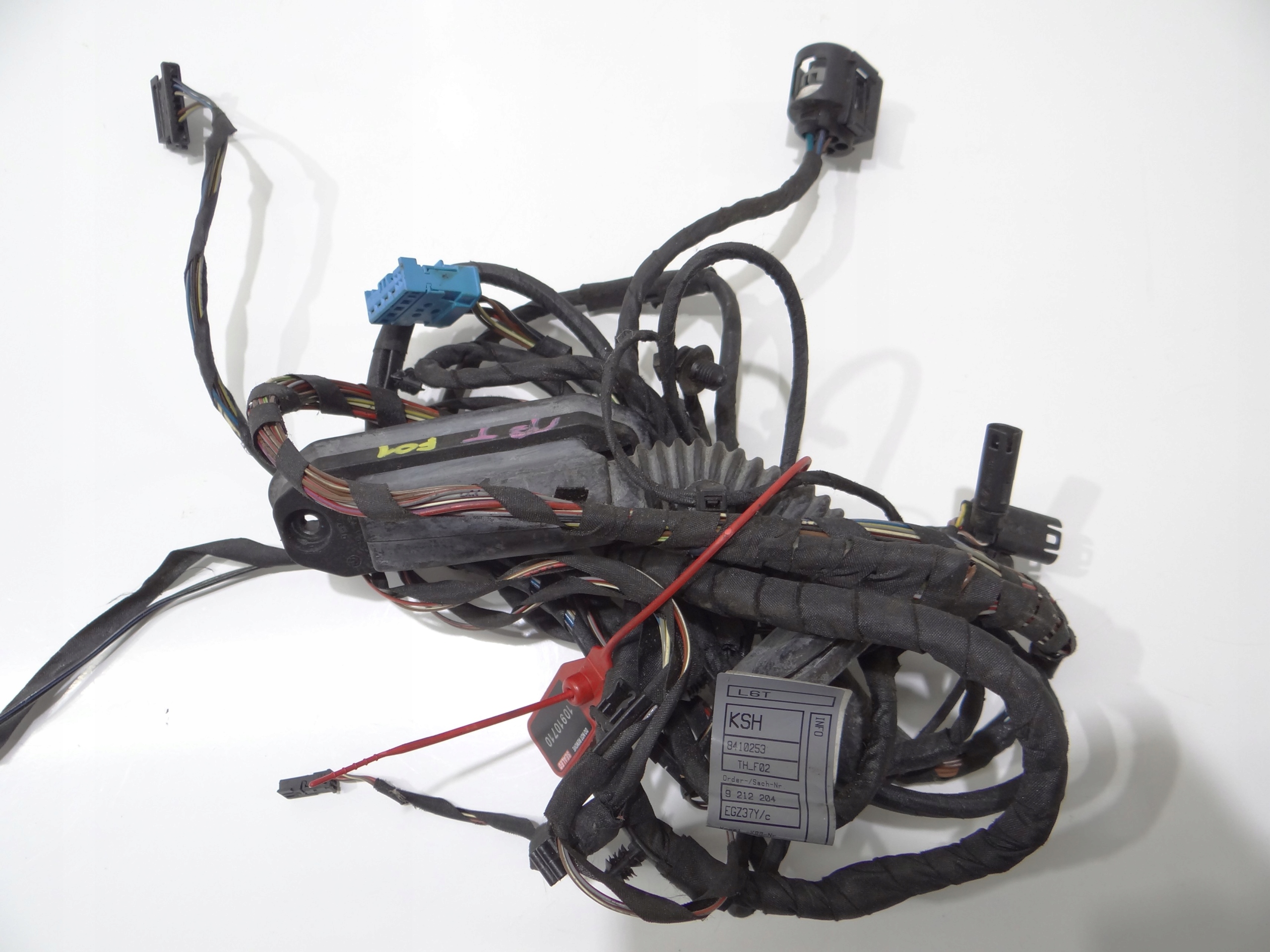 Oikea takaluukun johtosarja BMW F01 9212204