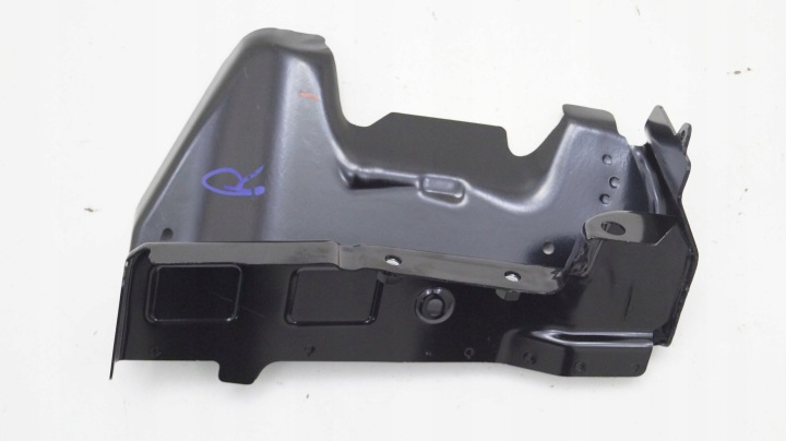 TESLA Y 20-25 Supporto slitta longherone parafango destro 1487486-S0-A T