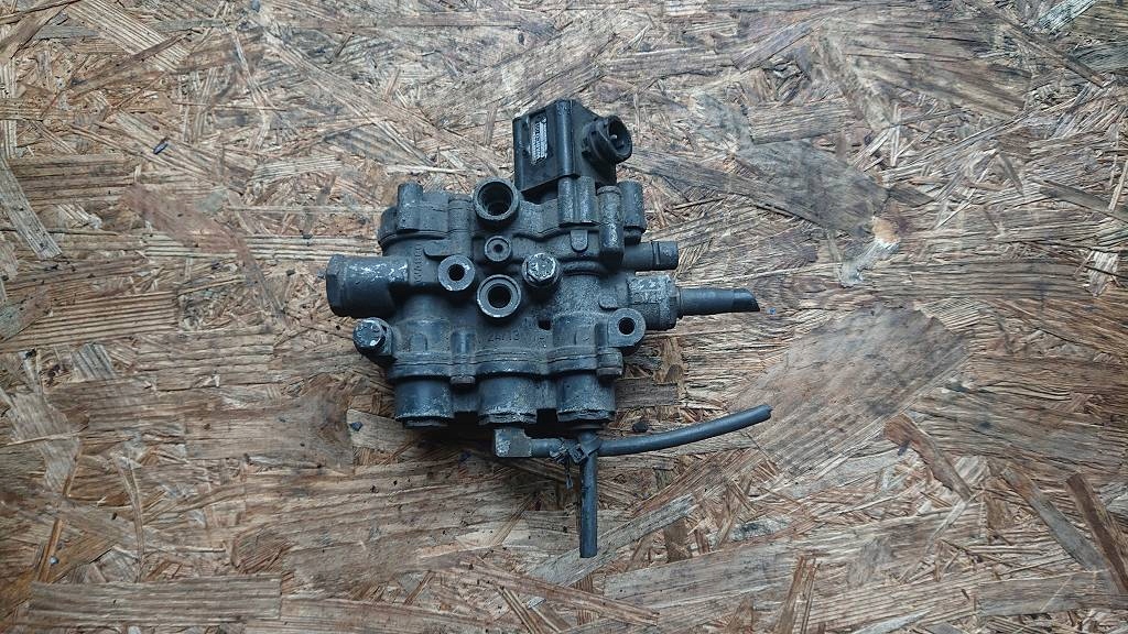 MERCEDES ACTROS ATEGO SOUPAPE SUSPENSION ECAS 4729000580 0003276625 image 2