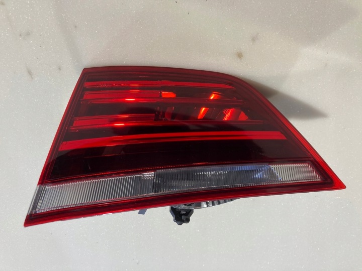 BMW X3 F25 Tailgate Lamp Right 7217310