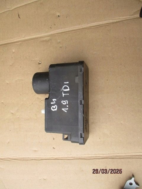 Vw Golf Keskuslukon Pumppu 1h0982257