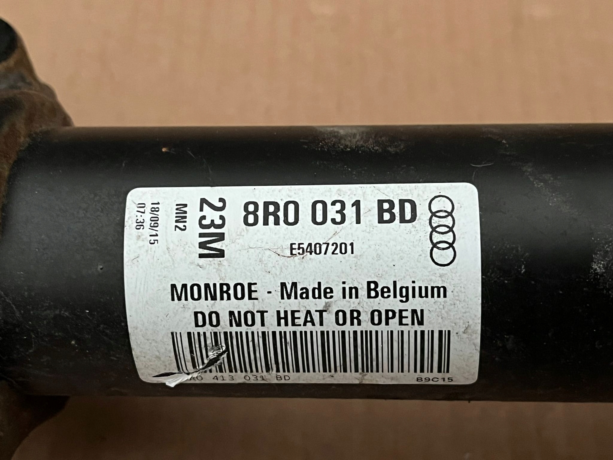 Etummainen oikea iskunvaimennin Audi Q5 8R 3.0 TDI 44km ajettu 8R0031BD image 4