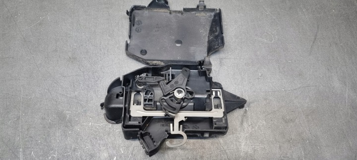 Fiat Croman ovenkahvan mekanismi alkuperäinen 71740214