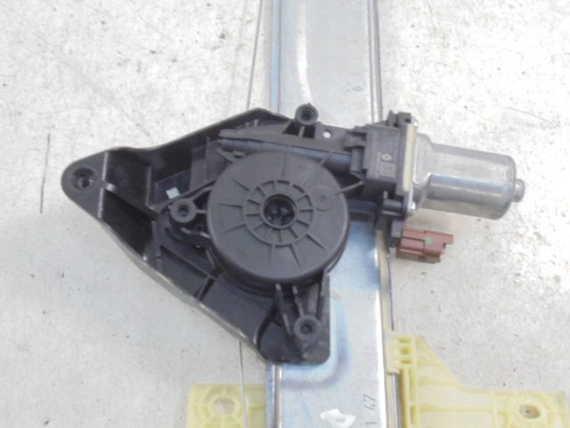 DACIA LOGAN III 3 Fensterheber elektrisch vorne rechts 807209782R image 7