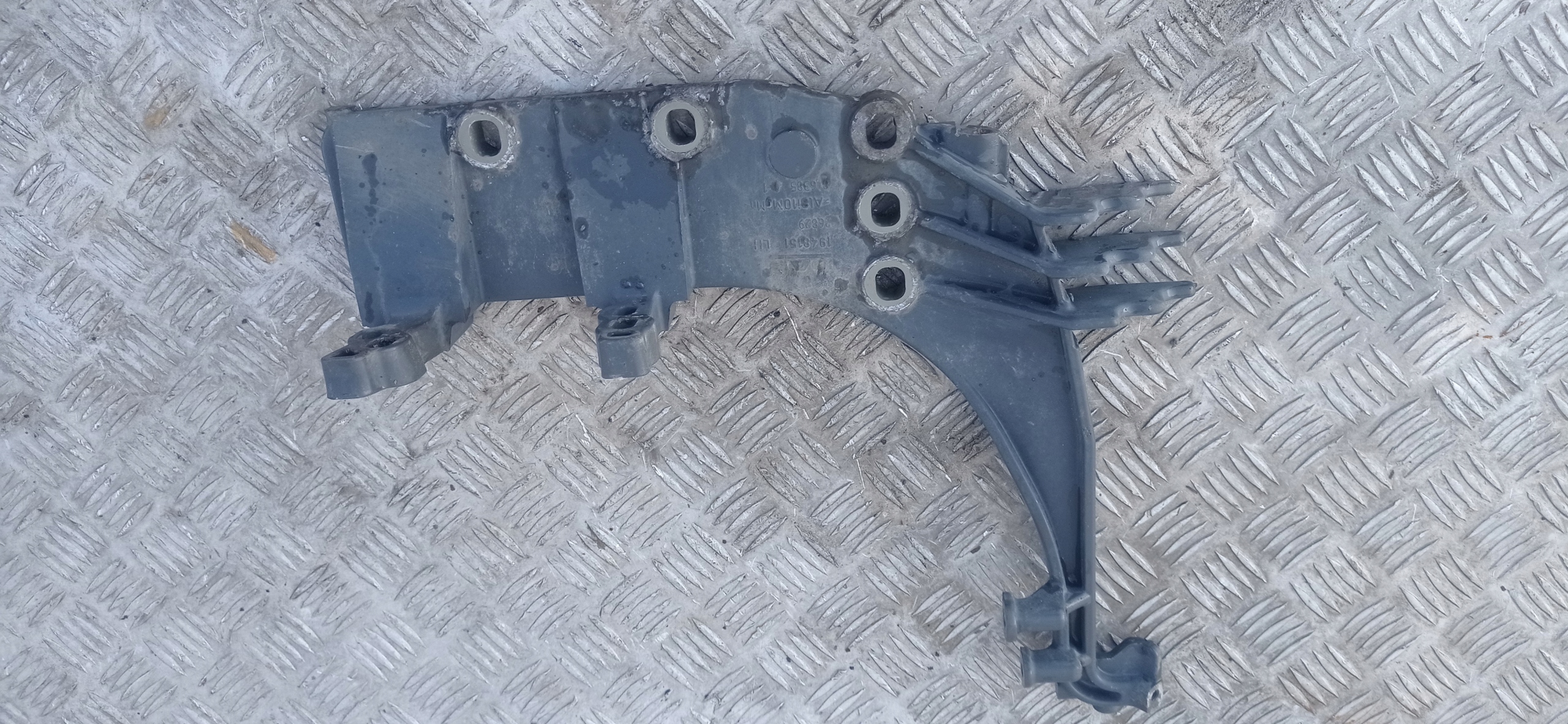 DAF XF 106 supporto pedana sinistro 1948151 originale