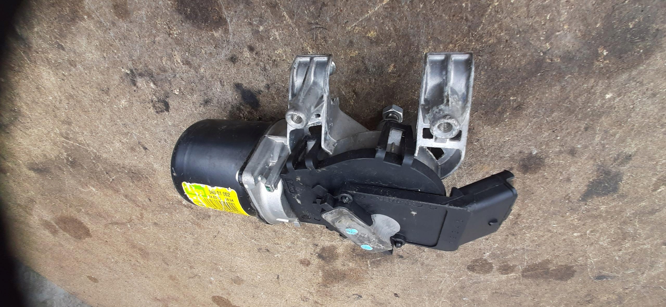 Scheibenwischermotor vorne Renault Kangoo II 8200409692 image 3